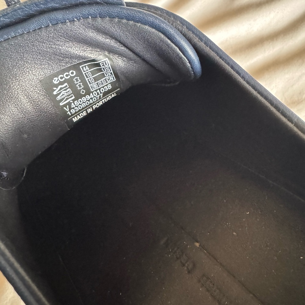 Ecco Men's Dark Blue Leather Sneakers - Picture 4 of 4